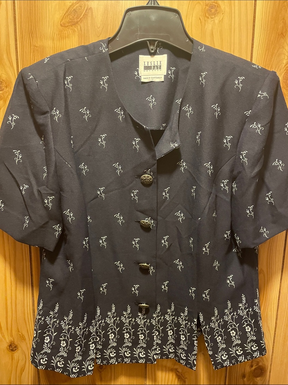 Vintage 1980s Leslie Fay Navy Button-Front Floral Border Blouse